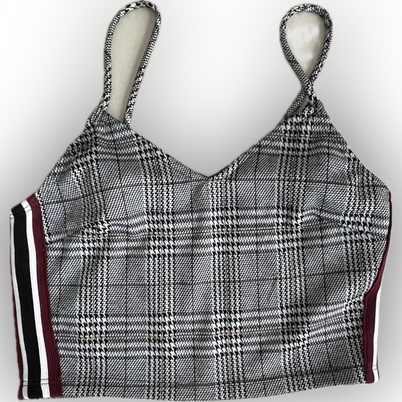 ❓Outfit — MINI SKIRT & CROP TOP SET by Guess / Combo — Plaid — Size Small - Picture 13 of 17